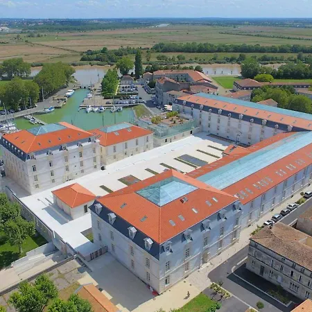 Rochefort, 1 Piece, 4 Personnes - Fr-1-246b-456